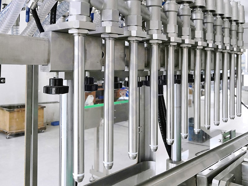 Guía definitiva para proveedores de máquinas de llenado de líquidos: 5 tecnologías para impulsar su producción